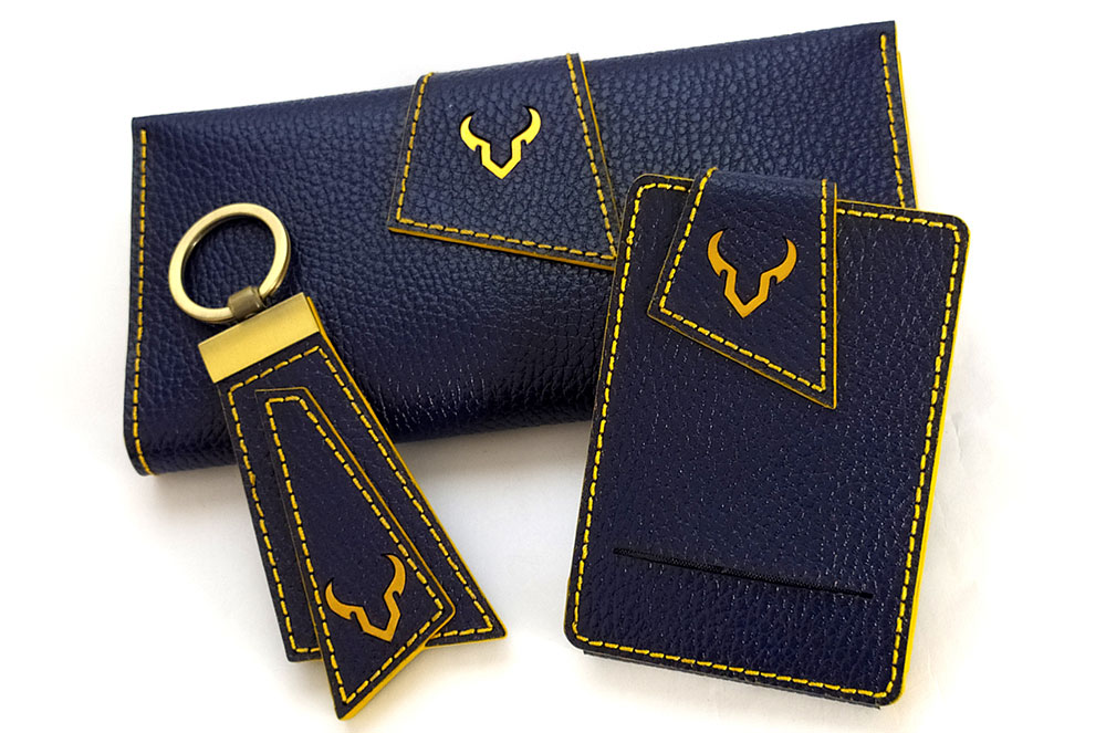 چرا ست کردن کیف پول، جاکارتی، جاسوئیچی چرم استایل شما را جذاب تر می کند؟